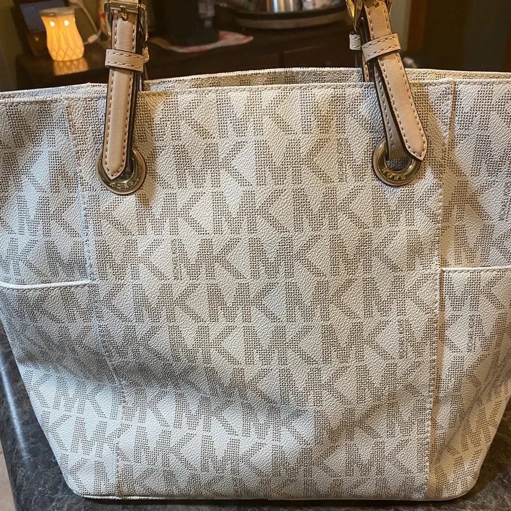 Michael Kors tote and wallet
